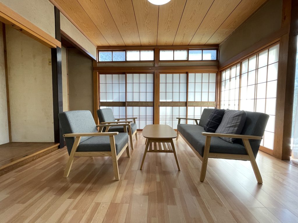 株式会社ダイムスが運営する新潟県糸魚川市の宿泊施設「えのきや」がオープン！一棟貸切型で広々と使うことができます。